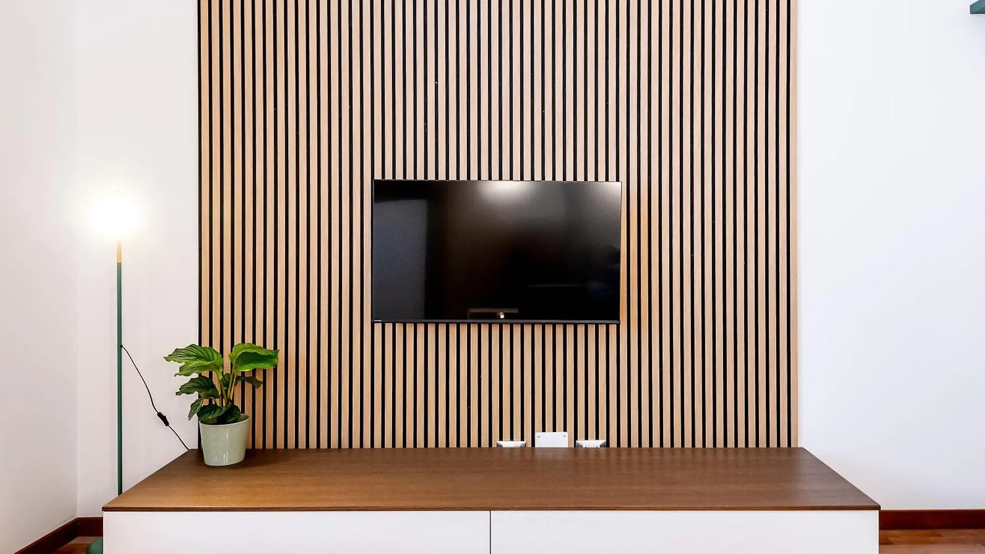 Stayeasy Big Panoramic Apartment - Central Station Milán
